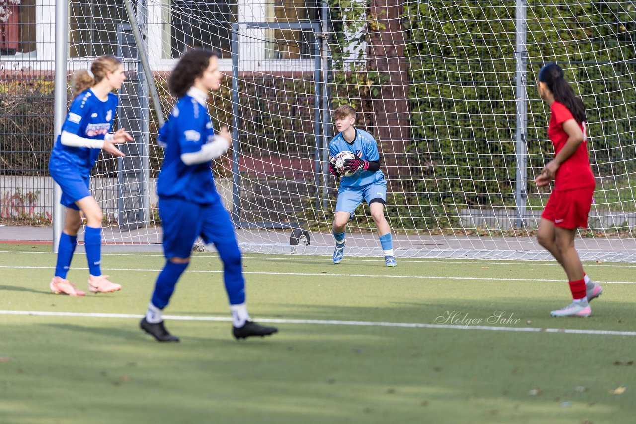 Bild 79 - wCJ Eimsbuettler TV - FC Rosengarten : Ergebnis: 2:0